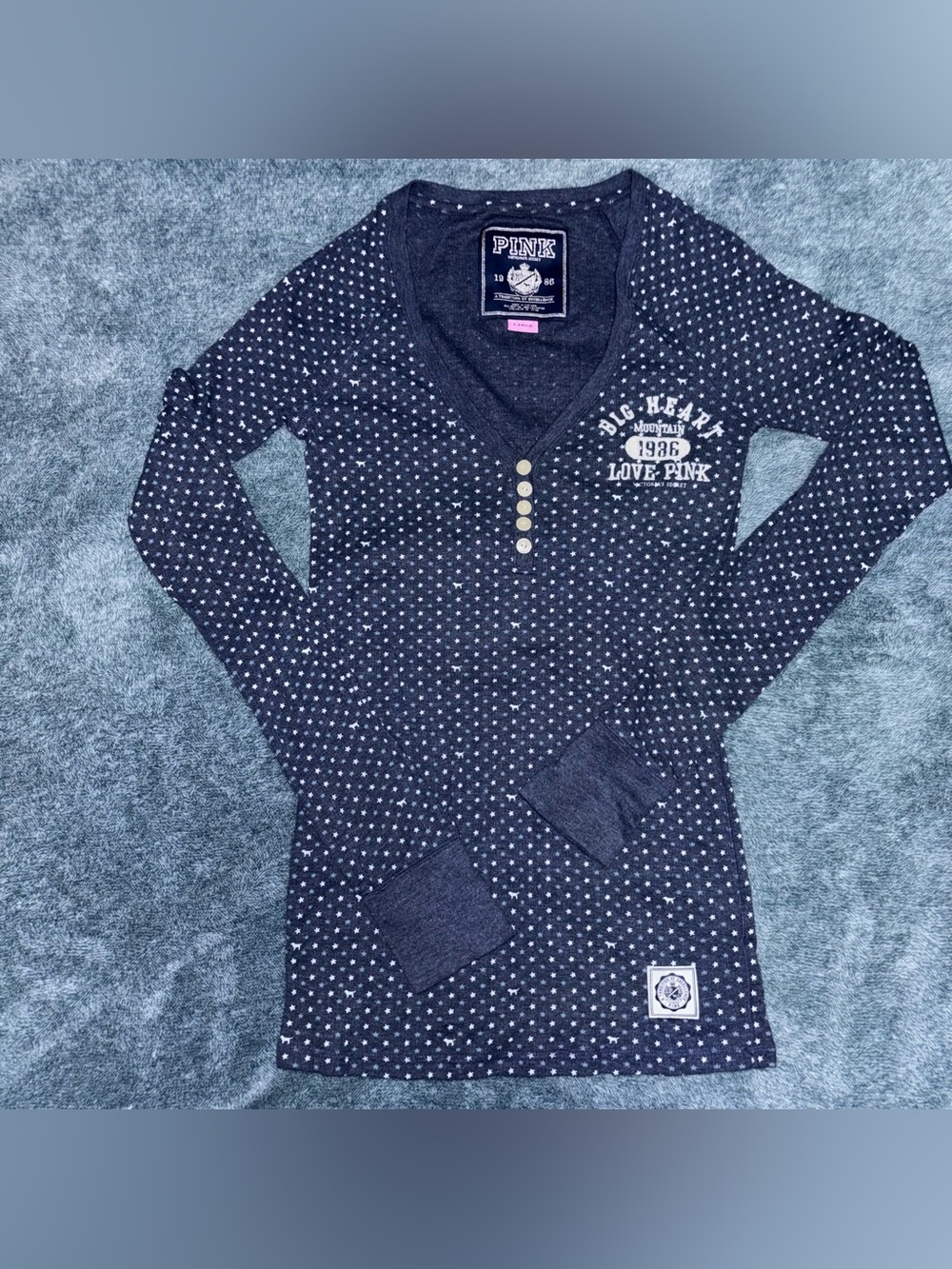 HTF Vintage (2008) Victoria’s Secret PINK Henley in Navy Star Print Size Large